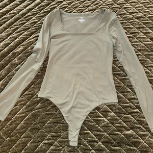 Nuuds Squareneck Bodysuit